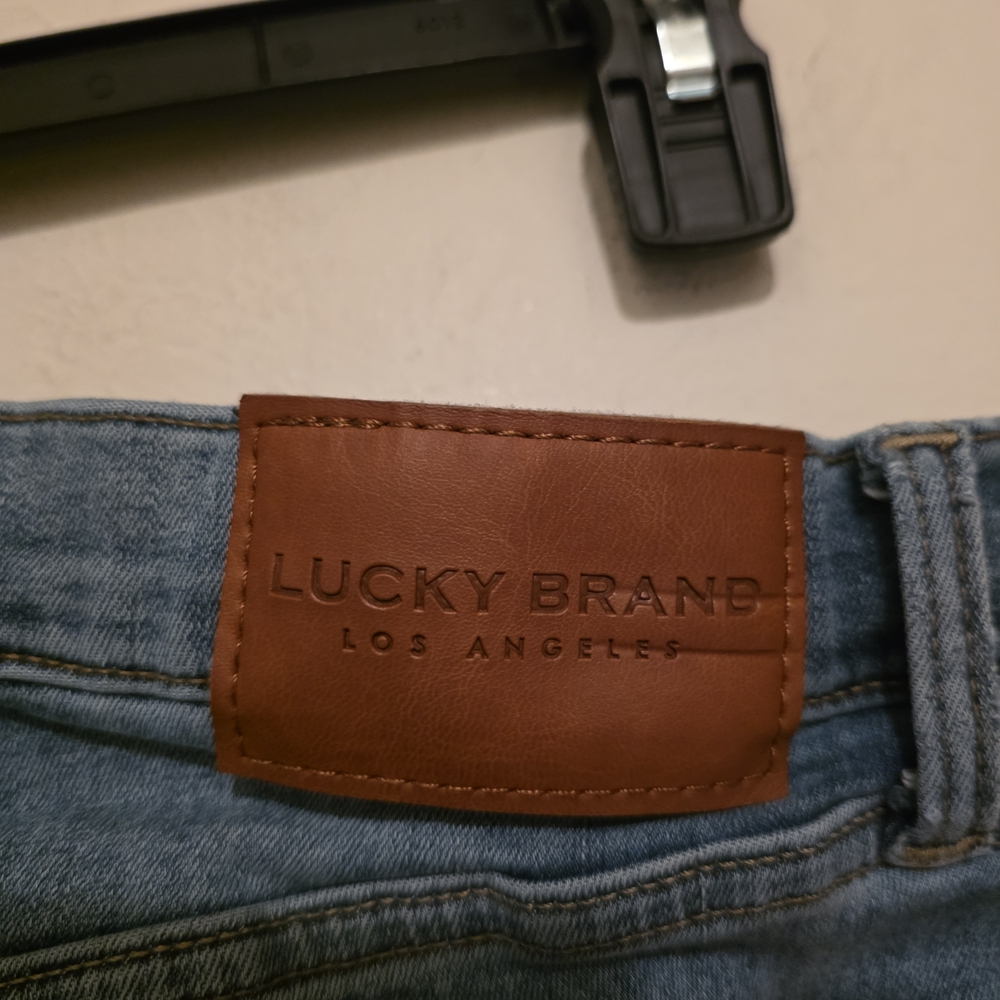 Lucky Brand MID RISE SUPER SKINNY AVA Light Blue Cropped Jeans size 10/30 A - Picture 4 of 10
